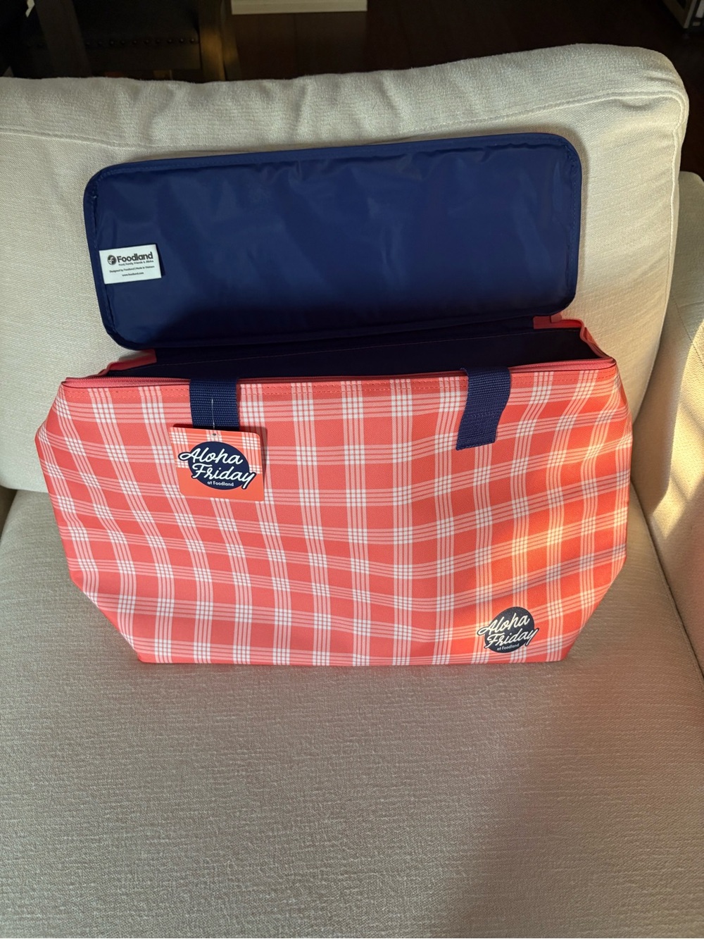 Coral Plaid Carry Tote cooler bag - Picture 2 of 6